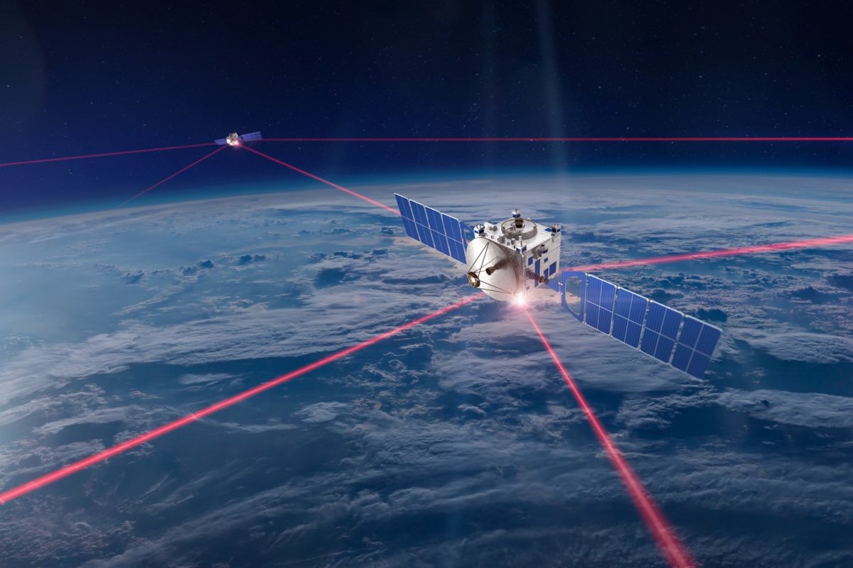 Phil Trubey (@ptrubey) on Twitter photo <a href="/elonmusk/">Elon Musk</a> A lot of questions here about what this is. Starlink satellites communicate with each other via optical space lasers to enable communications to/from very remote places like the middle of the ocean or the arctic.
Since satellites in different orbital planes are moving very fast <a href="/elonmusk/">Elon Musk</a> A lot of questions here about what this is. Starlink satellites communicate with each other via optical space lasers to enable communications to/from very remote places like the middle of the ocean or the arctic.
Since satellites in different orbital planes are moving very fast
