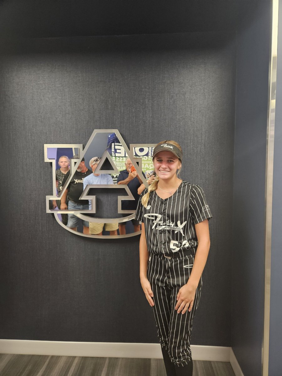 Thank you <a href="/AuburnSoftball/">Auburn Softball</a> for a wonderful time at camp! Thank you coaches for helping me grow in my game. WAR EAGLE! 🦅 
<a href="/KateMalveaux/">Kate Malveaux</a> <a href="/CoachMalveaux/">Chris Malveaux</a> <a href="/DJSanders37/">Doni Jeneé</a>  @FPX14U
<a href="/Jeremy_P_Higdon/">Jeremy Higdon</a> <a href="/LegacyLegendsS1/">Legacy & Legends Softball</a> <a href="/LineDsoftball/">Line Drive Media</a> <a href="/ondecksoftball/">OnDeck Softball 🥎</a> <a href="/D1portal/">D1 Portal</a> <a href="/LineDsoftball/">Line Drive Media</a>