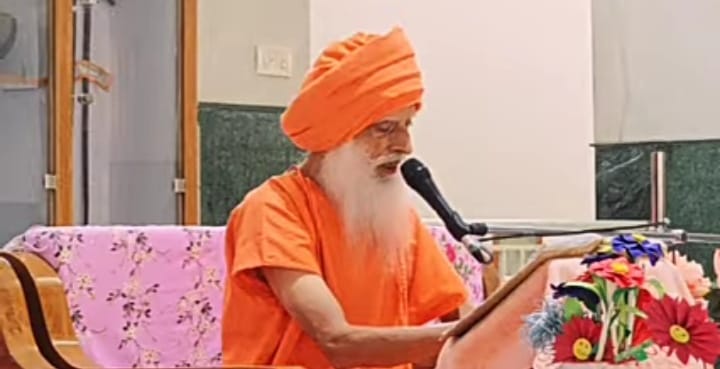 #वाहेगुरुजी ❤️🙏

#देवभूमि_उत्तराखंड के निर्मल आश्रम ऋषिकेश से परम पुज्य सतगुरु देव भगवान (ब्रह्मज्ञानी महंत राम सिंह महाराज जी) का आशीर्वाद आप सभी को प्राप्त हो।