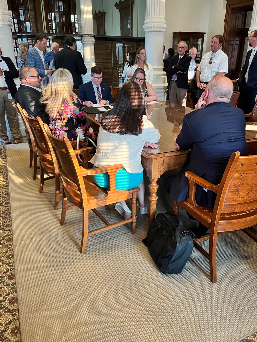 Texas Women’s Privacy Act (SB 8) passes House State Affairs 9-3! <a href="/jonathansaenzTX/">Jonathan Saenz</a>  #txlege