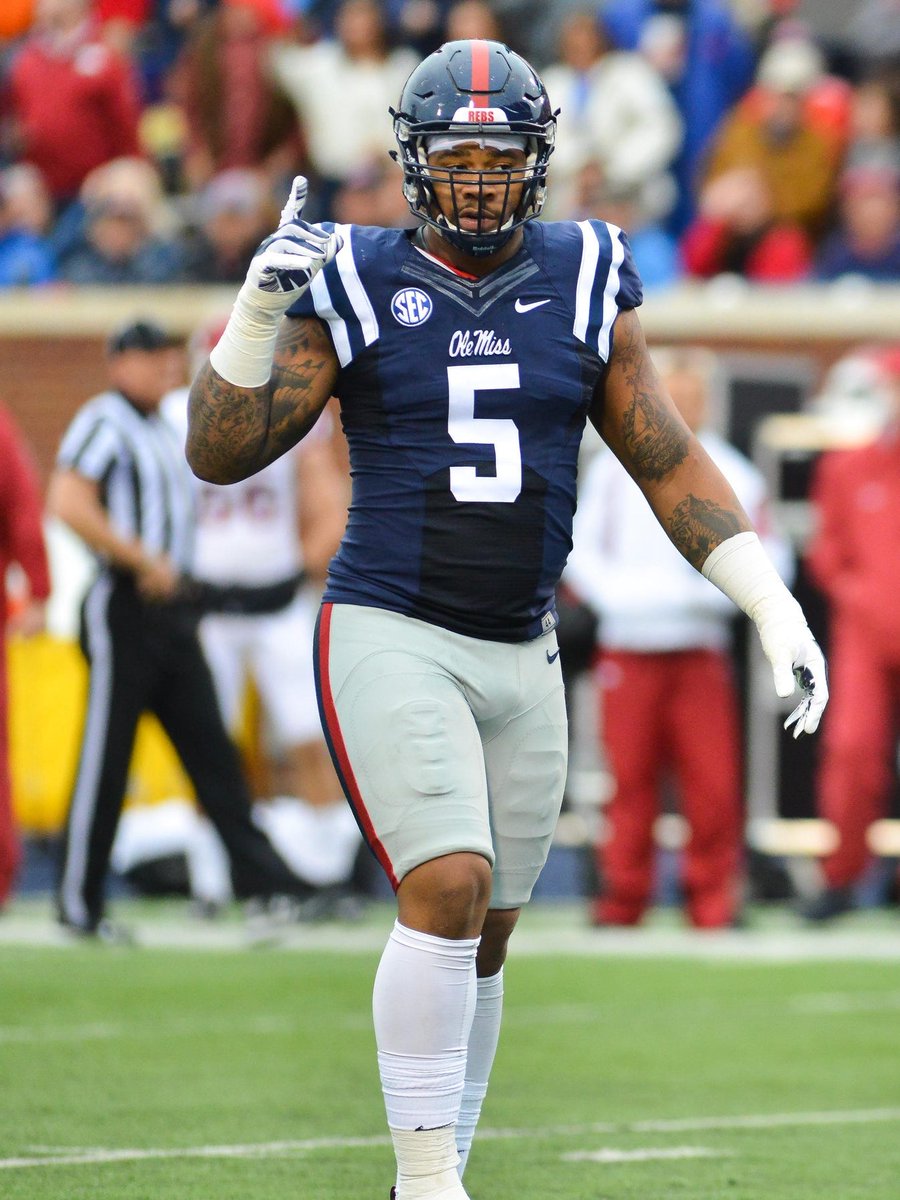 pointbgrading's tweet image. Walter Nolan = Robert Nkemdiche 
The Cardinals are still the Cardinals. #willneverchange @AZSports