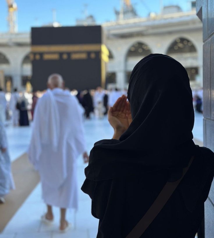 ﷽
السلام علیکم و رحمةُ اللہ و برکاتہ 
⁧#خاتم_النبیین_محمدﷺّ⁩ پر
⁧#درود_وسلام⁩ 
اے ہمارے رب 🤲 
ہمارے ایمان کی حفاظت فرما اور ہمیں بخش دے اور ہم پر رحم فرما!!! 
تو سب مہربانوں سے بہتر ہے اے اللہ ہمیں گنہگار لوگوں میں شامل نہ کرنا
آمین یارب

𝐆❍❍𝐃 M❍𝐑𝐍𝐢𝐍𝐆..