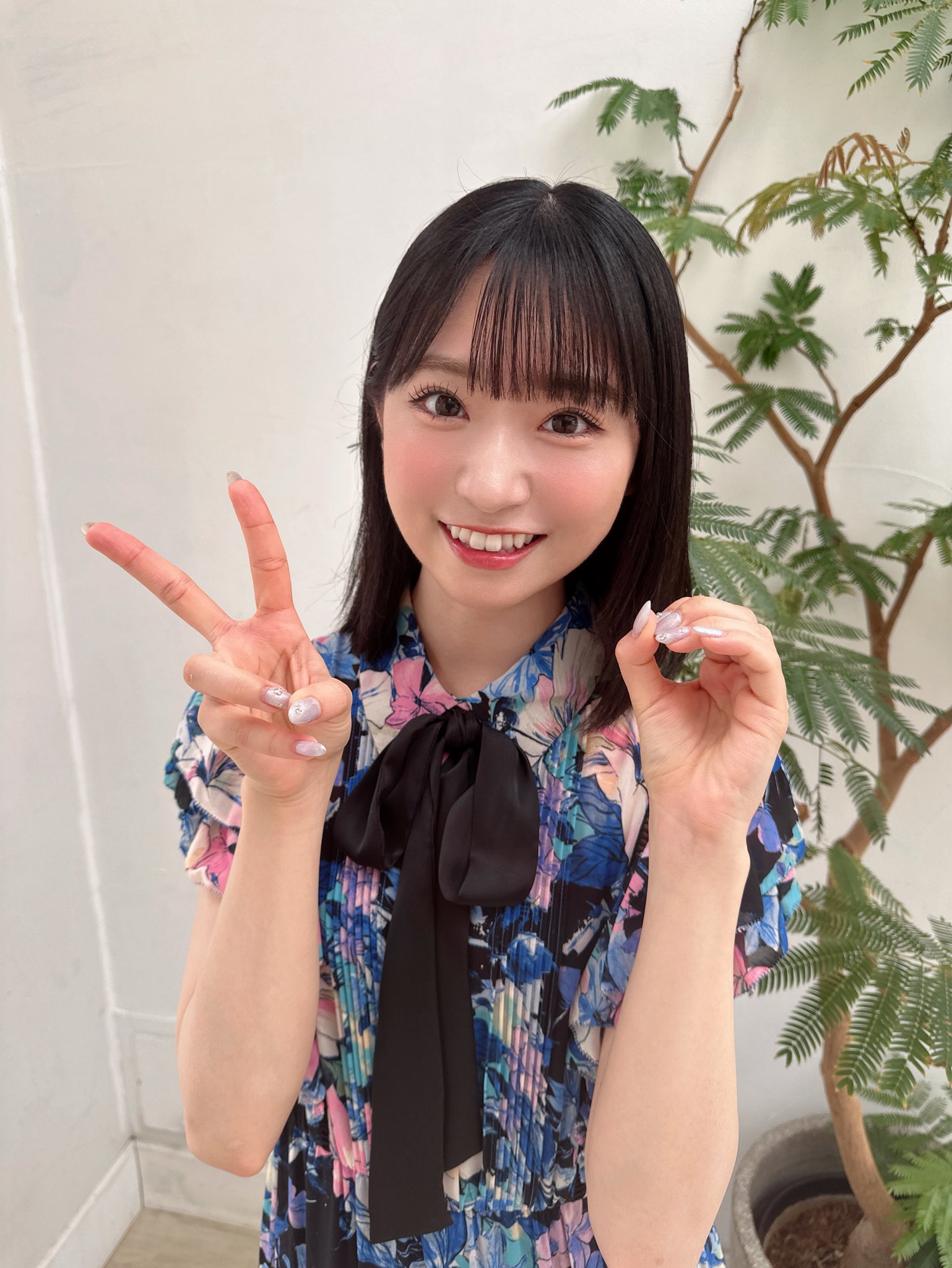 AKB48 山内瑞葵 使用済V プリカ直筆サイン入り AKB48 山内瑞葵 Oh my pumpkin! ポストカード直筆サイン入り