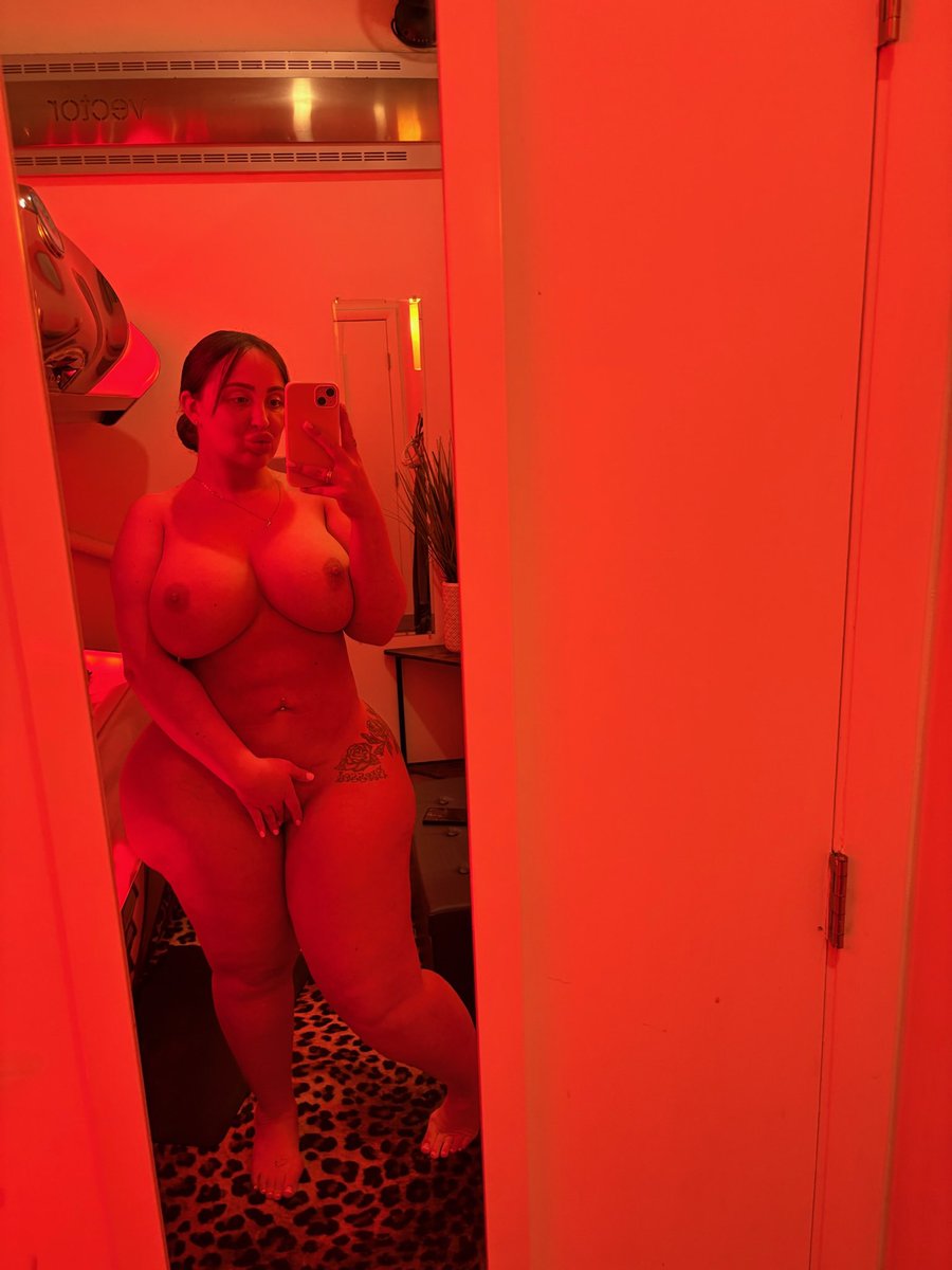 Best_Slut_'s tweet photo. https://t.co/EZiIuRLK3L