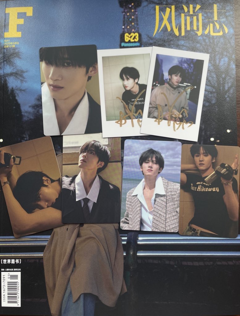 DanUniv's tweet photo. saw @ALYngpasabuy on my main acc and i ended up ordering this magazine. finally, may copy na ako. thank you so much💓🥹 

#ALYNPASABUY_LEGITKAMI https://t.co/ztA6uy4hUf