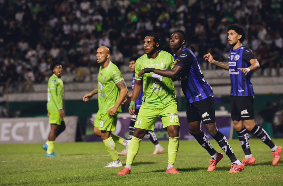 efrenproa27's tweet photo. #modo #CopaEcuador #ligadeportoviejo #DIRECTV https://t.co/TnEDAhw8GP
