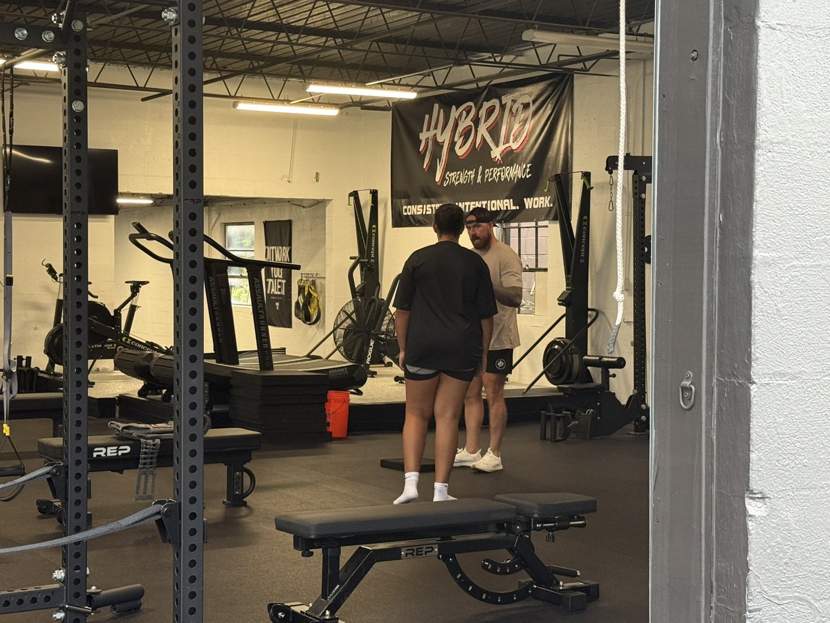 BaiBrown29's tweet image. A little more training. #1%better #2adays