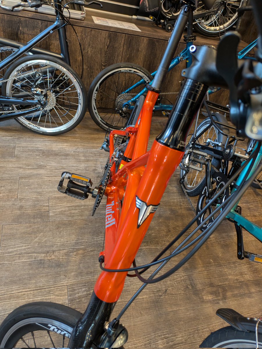 LOROCYCLEWORKS's tweet image. 今日までにご試乗いただいた #Tyrell の車体で（不躾な言い方ですが…）意外と評判が良かったのがこの #SRV
軽さとクロスバイクのような走り、安定感でお喜びいただけました！

9/3までの #試乗会 、お悩みなら複数回乗っても大丈夫ですよ！ぜひ乗ってくださいね！