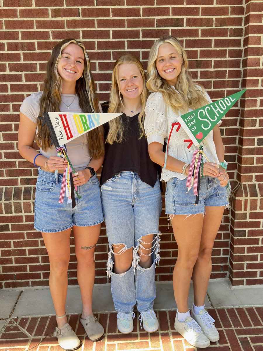 Berry Women's Basketball tweet media