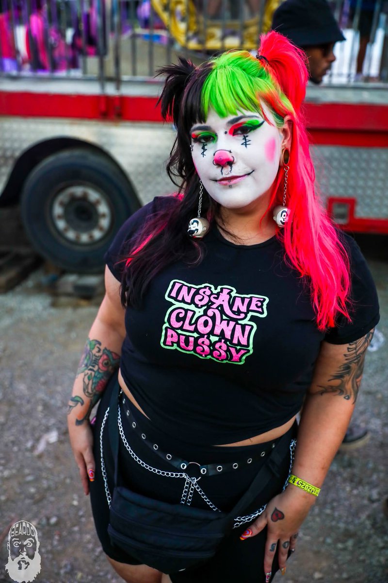 Trioxin.Vomit_Drip tweet media