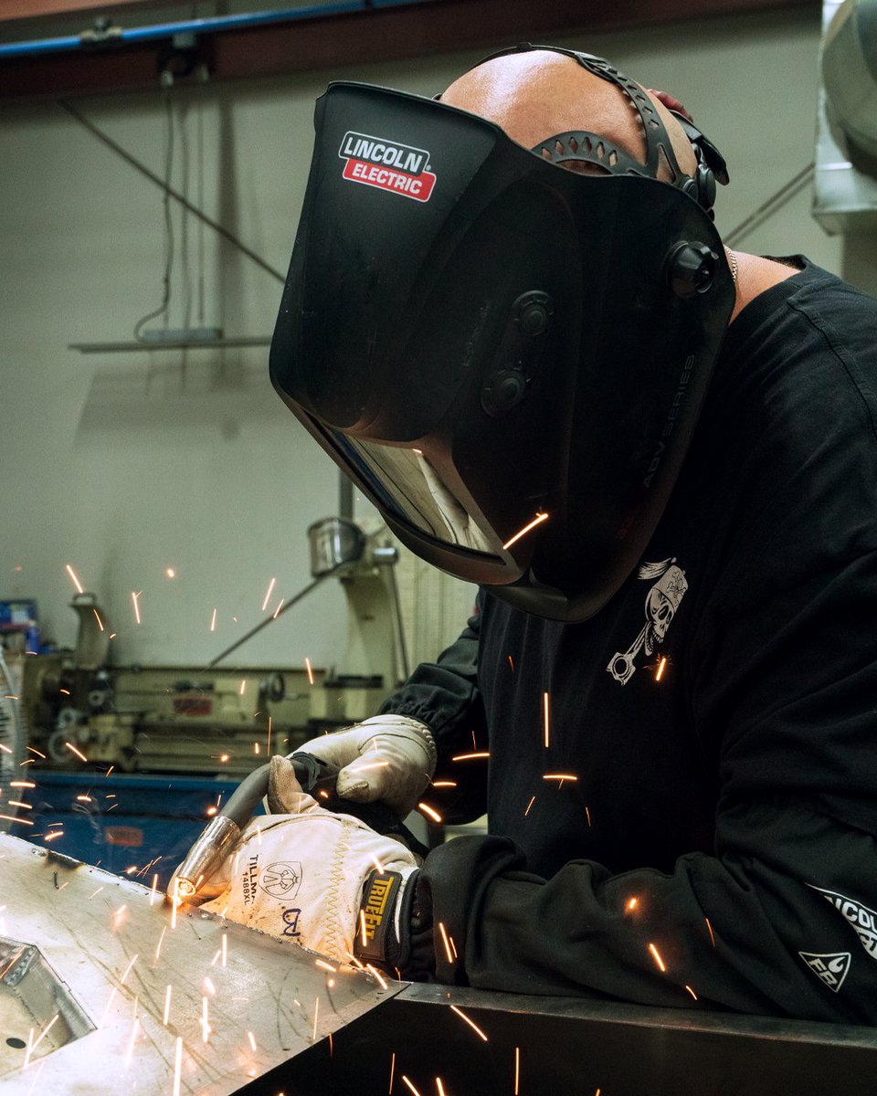 GasMonkeyGarage's tweet image. The torches are lit and this beast is coming together piece by piece. Any guesses what’s rolling out next?

#CustomCars #GarageLife #LincolnElectric #GasMonkeyGarage #BehindTheBuild