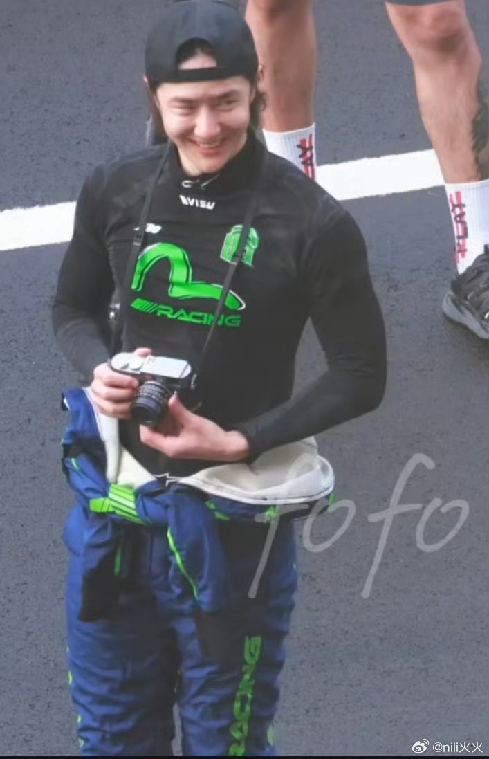 แม้งเอยย สเปคที่เอื้อมไม่ถึงจิง เหมือนจับต้องได้แต่แค่เหมือนอะ