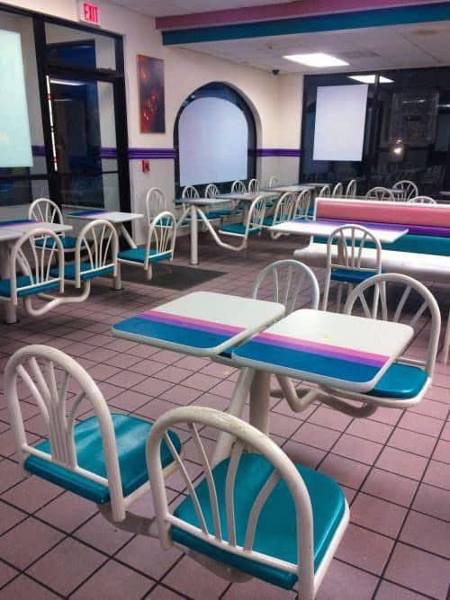 InterestngFiles's tweet image. Interior of the old Taco Bell’s 

1970’s - the 90’s