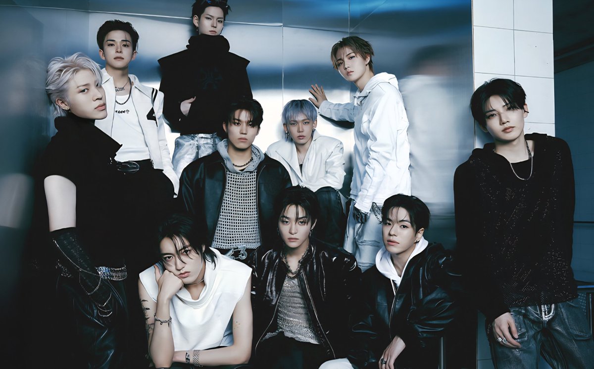 popconth's tweet image. 🔴 เจอแล้วนะ...ผู้ชายที่ซื้อโทรศัพท์ใหม่ 30 เครื่อง 50 เครื่องเพื่อรอรับสายเรา 🥹💎 การโปรโมทที่เล่นกับใจ แค่ทึเมคิดถึง ก็กดโทรหาพี่สมบัติได้เลย 📱🩵

#TREASURE คัมแบ็ค 1 กันยานี้ 16.00 น. 🇹🇭

6 DAYS TO LOVE PULSE
TEUME PICK UP THE PHONE
#PulseRacingForTREASURE
#LOVEPULSE