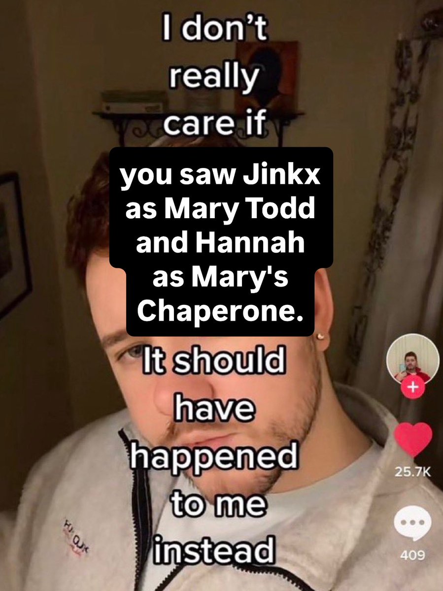 Vivian 🖤 tweet media