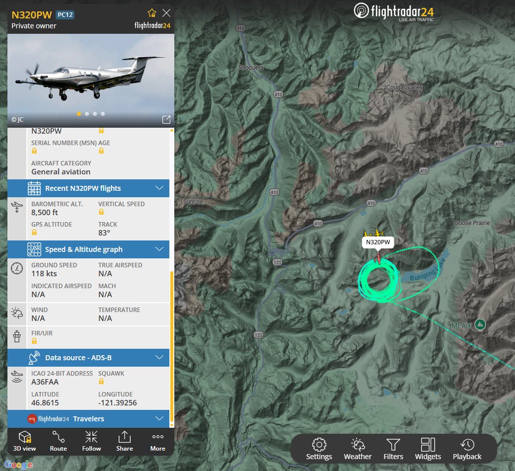 Wa_fire_watch's tweet image. #WildcatFire A new wildfire in the Cascades has popped up! 10 acres in size with air support coming in, 1 attack plane overhead with 2 scoopers just arriving... this is likely due to thunderstorms which were east of Mt. Rainer... Expect more possible fire starts later... #wawx