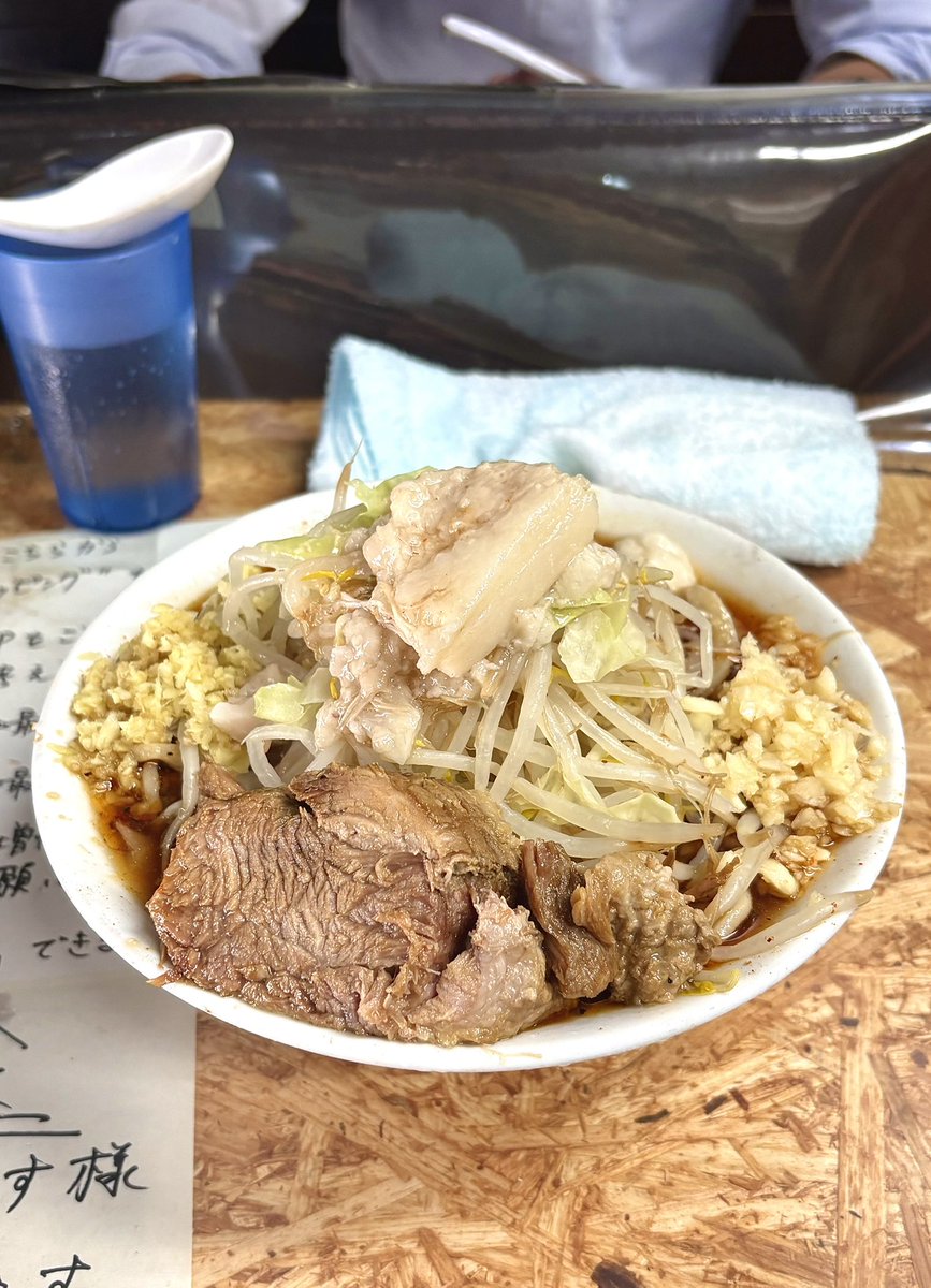 自家製麺まさき（非乳化）　所沢市
限定　冷やし酸辣らーめん1,100円
ニンニク生姜、アブラ

冷やしラーメン初めて食べましたが、汗かかなくてとても良い！
辛さ控えめ、酸味強めのさっぱりスープが美味しかったです。
ご馳走様でした。