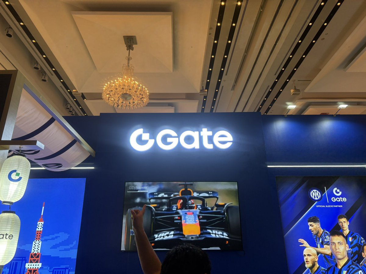 min23499586's tweet photo. The staff are friendly and the booth vibe is amazing,such a fun place to check in! #Gate  #WebX2025 https://t.co/yt909eF2yd