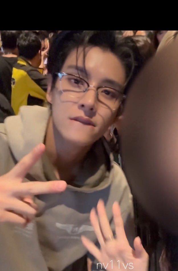 THIS HEESEUNG                    THIS JAKE