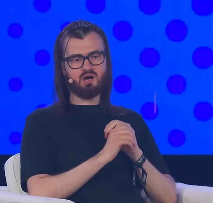 I am very thankful for Murad, not just for being a savant, or responding to me when I had 50 followers, or for changing my life, but for being an evangelist instead of an extractor (or even a trader)

Dude is one of the hardest working, highest integrity people I have met in this