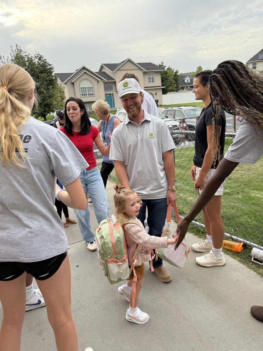 Welcoming the Grace Lutheran kids back to school!