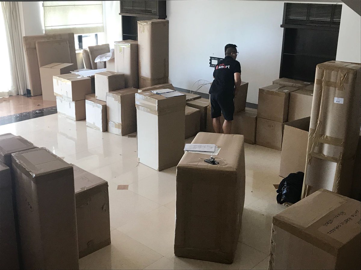 relosmartmovers's tweet image. Long-term storage can save space and protect your belongings—if you do it right. Our blog shares expert tips on organizing and maintaining your storage unit so your items stay in great shape for years to come.

relosmart.asia/how-to-optimiz…

#longtermstorage #optimization