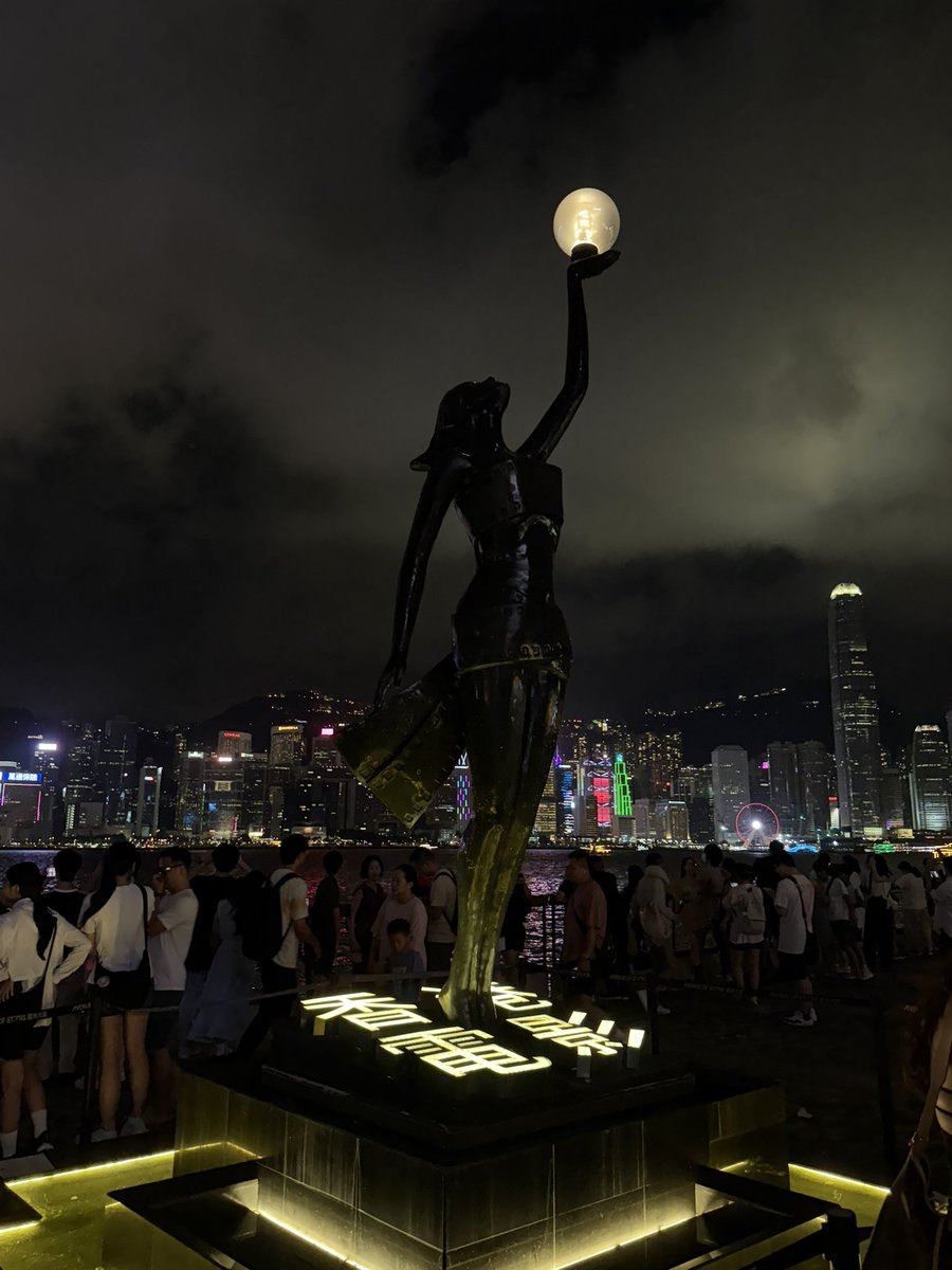 雨夜偷牛的人 tweet media