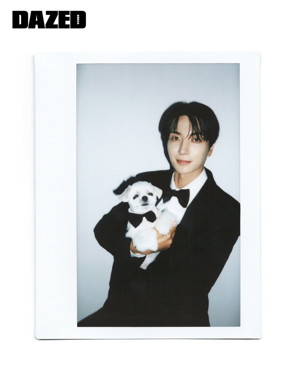 TofuPopRadio's tweet photo. #LeeTeuk ลีดเดอร์ #SUPERJUNIOR คนดีที่คิดถึงเอลฟ์เสมอ💙 “ผมชอบเวลาที่ได้ยินเพลง "I Miss You" ของคิมบอมซู ทางวิทยุมากครับ” เขากล่าวกับ DAZED และพูดถึงความหมายของเนื้อเพลง 

“ผมคิดว่ามันเป็นคำที่สื่อความรักได้มากกว่าคำว่า "ฉันรักเธอ" เสียอีก ประมาณว่า ‘ในใจนั้นคิดถึงเธอเสมอ แต่ก็ยุ่งมากจนเวลาล่วงเลยไปปีสองปีแล้ว’ และการรวบรวมความกล้าที่จะติดต่อไปหาเธอคนนั้นเพื่อบอกว่า ‘ผมคิดถึงคุณ สบายดีไหม?’ ผมว่ามันดูเป็นอะไรที่ดีต่อใจมากครับ” 

“ผมเองก็แทบรอไม่ไหวที่จะได้เจอแฟนๆที่คิดถึงที่ #SUPERSHOW10 ครับ”☺️💙 

🎶ฟังเพลงเอเชี่ยน อัพเดทบันเทิงทาง #TofuPOPRadio คลิก https://t.co/4aJdIwQBvk หรือ #TeroRadio App