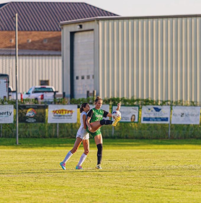 Terrifying_Tuna's tweet photo. Second game down with another win!✅
Shutout 9-0 ✅
…and your center back decided to score too 😃 
Let’s ride. 💚⚽️
#NorthSoccer #21 #goal #ClassOf2028 #centerback https://t.co/tKSfFmcZQB