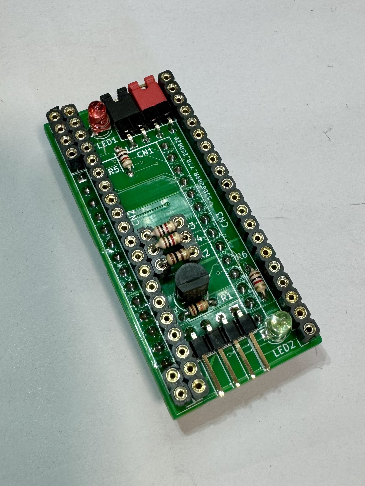 みずきちさま確認ページ(*^^*) Z80 CPUをPICマイコンで動かしてLチカしてみた by 4558D | elchika