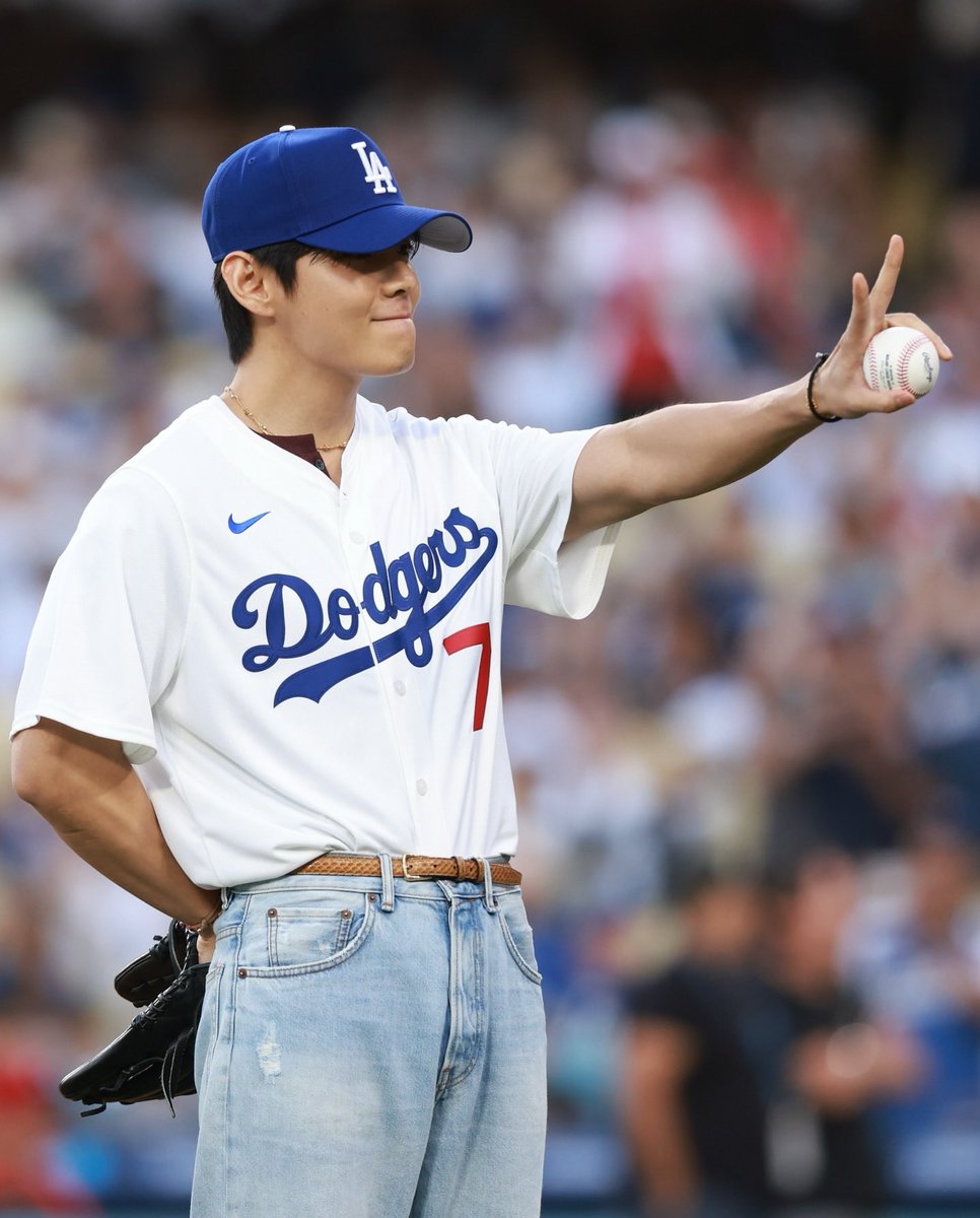 ♡*♡様 BTS V レプリカユニフォーム　LAドジャース ♡*♡様 BTS テヒョン レプリカユニフォーム キャップ LAドジャース