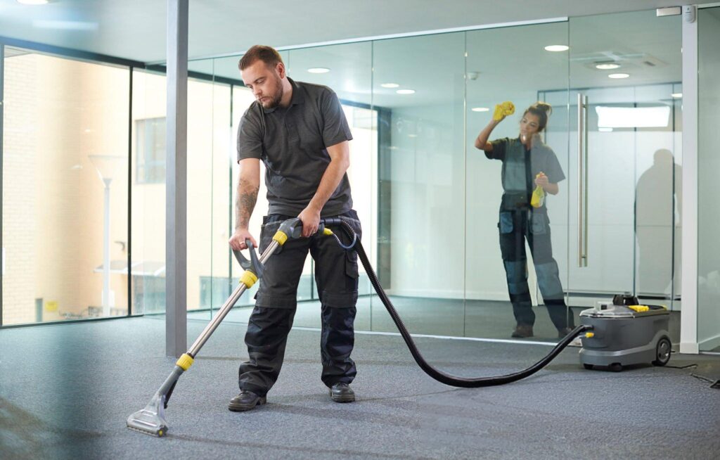 MonsterCleanVA's tweet image. Stop carpet wear before it starts! 🏢🔄 Simple tips like using walk-off mats, rotating furniture, and spot-cleaning save you money and keep your office looking sharp. Learn more: urlbit.com/MPjEc #CarpetCare #OfficeTips