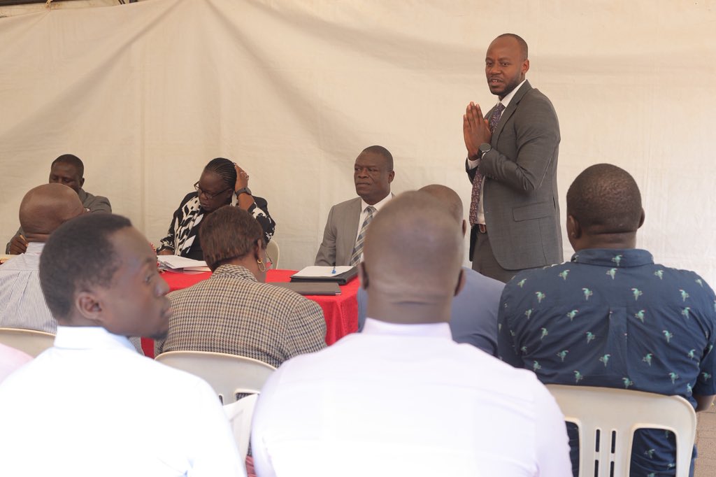 Ministry of Lands,Housing and Urban Development tweet media