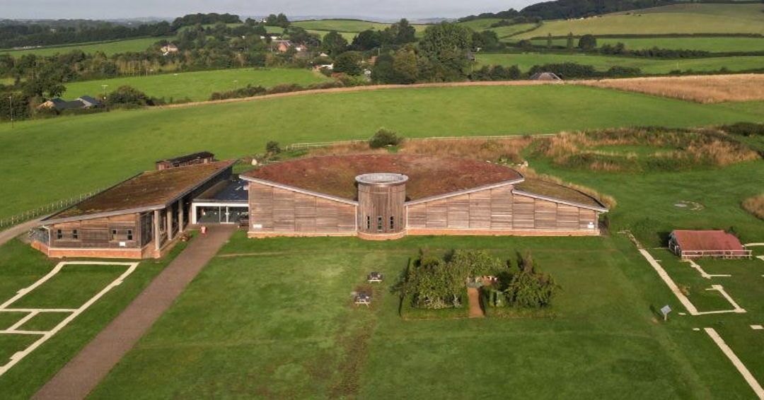 Having a summer full of sunshine this year, there has been no need for rainy day ideas but with a few light showers on the way, here are a few places to go to wait out the odd shower or two! 🌦🌧
#rainydays #summertime #rainshower #isleofwight #holiday
buff.ly/3nOFmkb