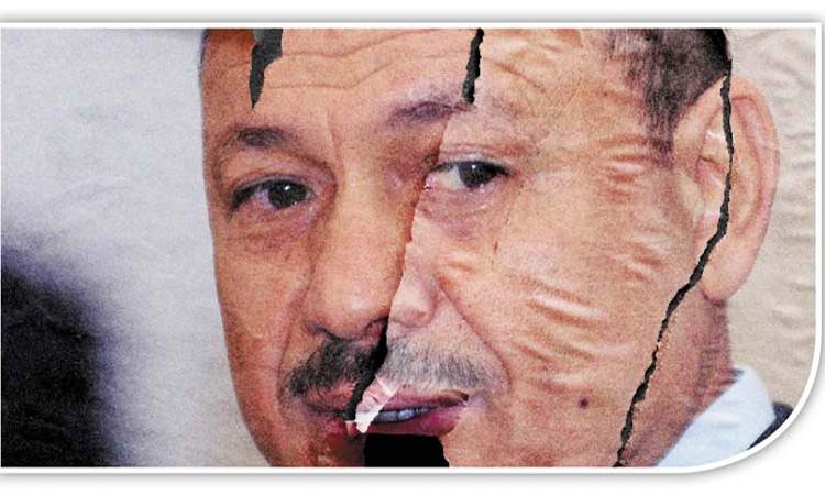 فضائح فساد المرتزقة: 2000 مسؤول يتقاضون ملايين الدولارات دون عمل

26 سبتمبرنت:متابعات/

كشف مدير البنك الأهلي اليمني في عدن، محمد حلبوب، عن فضيحة فساد كبرى تتعلق بصرف إعاشات شهرية بالدولار لنحو 2000 مسؤول يمني يقيمون خارج اليمن دون أي عمل منتج.

وأكد حلبوب في لقاء تلفزيوني أن