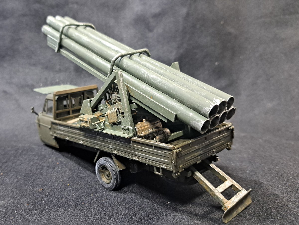 ManBouMokei's tweet image. マイクロエース 1/32 マツダ T2000
7連装28cmロケットランチャー装備Ver.
完成とします。

遊び尽くしました。😄
#ScaleModel #プラモデル #武装三輪 #翻車魚模型
