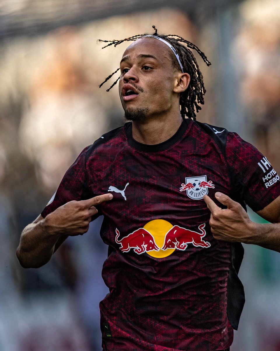VHIEKTOR (@vhiektor) on Twitter photo Last week RB Leipzig stepped up talks about a permanent deal for Nkunku. That could hold the key to whether Xavi Simons’ proposed Chelsea switch occurs. If Nkunku does not move to Leipzig, it could prove detrimental to Simons joining Chelsea.
(<a href="/David_Ornstein/">David Ornstein</a>) Last week RB Leipzig stepped up talks about a permanent deal for Nkunku. That could hold the key to whether Xavi Simons’ proposed Chelsea switch occurs. If Nkunku does not move to Leipzig, it could prove detrimental to Simons joining Chelsea.
(<a href="/David_Ornstein/">David Ornstein</a>)