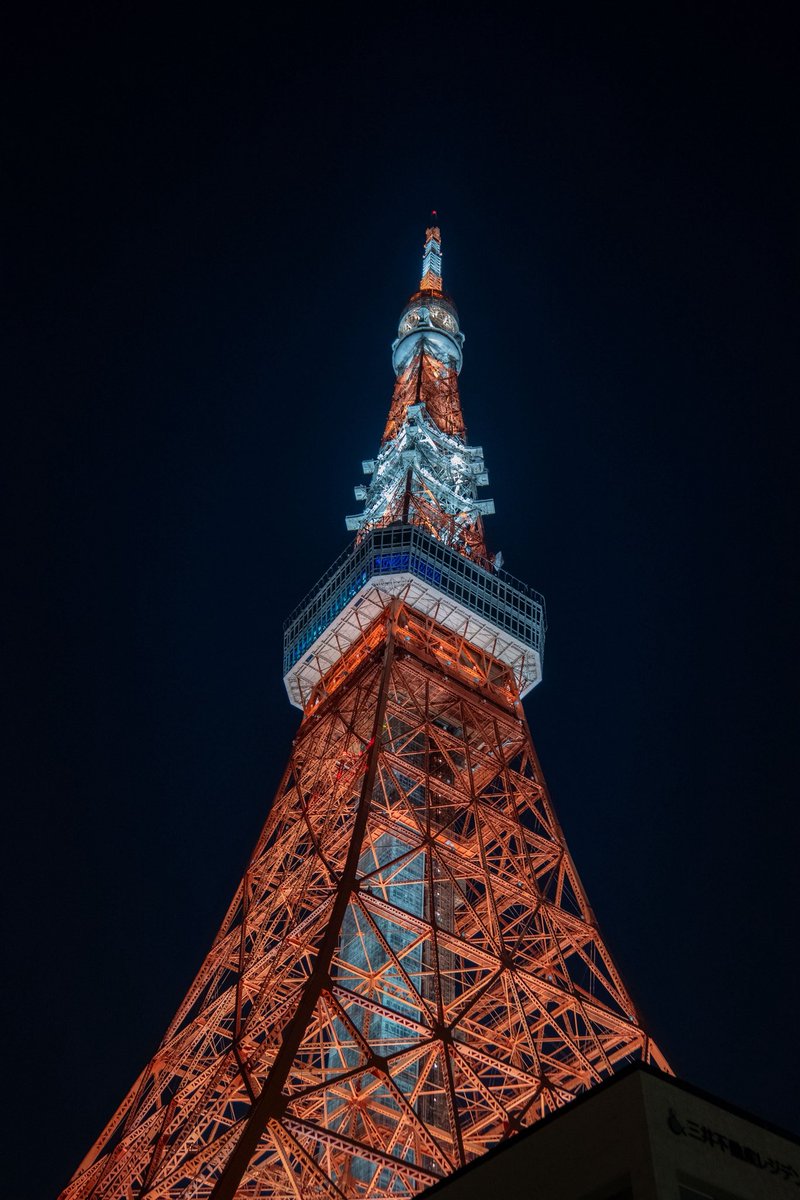 C_G_G_A's tweet photo. 東京タワー https://t.co/zGl5rXHbAd