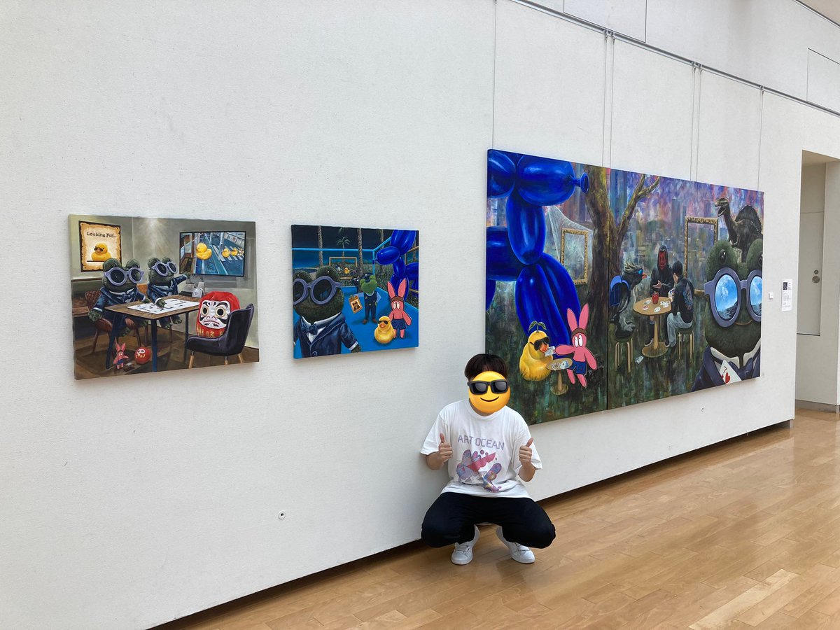 akky_artist's tweet photo. ART OCEAN Vol.7にて展示した作品です。
初めて100号3枚の巨大サイズを描きました。卒制も頑張ります💪
#ARTOCEAN #art #artwork https://t.co/JqhHccoRof