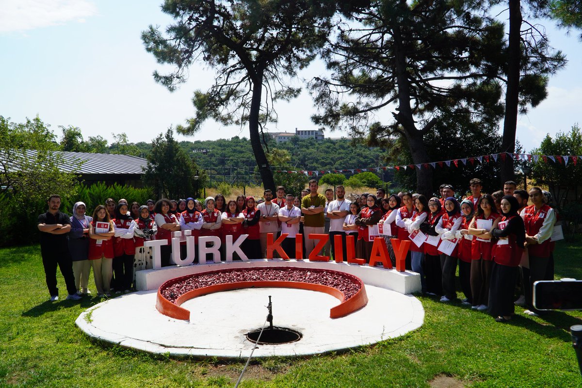 Genç Kızılay kurumsal iletişim ailesi olarak 22-24 tarihleri arasında Heybeliada'da bir araya geldik. Yeni deneyimler kazanıp unutulmaz anılar biriktirdik. Bu değerli organizasyonda emeği geçen herkese teşekkür ederiz.
#Daimahazir