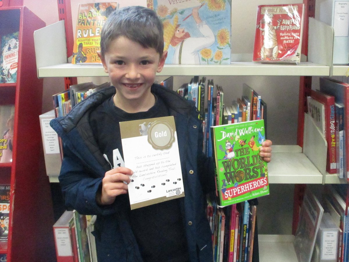 LancsLibraries's tweet image. Well done to Ethan at #RawtenstallLibrary who completed the #LancsReadingTrail and received his requested book prize of The World&apos;s Worst Superheroes, which was signed!