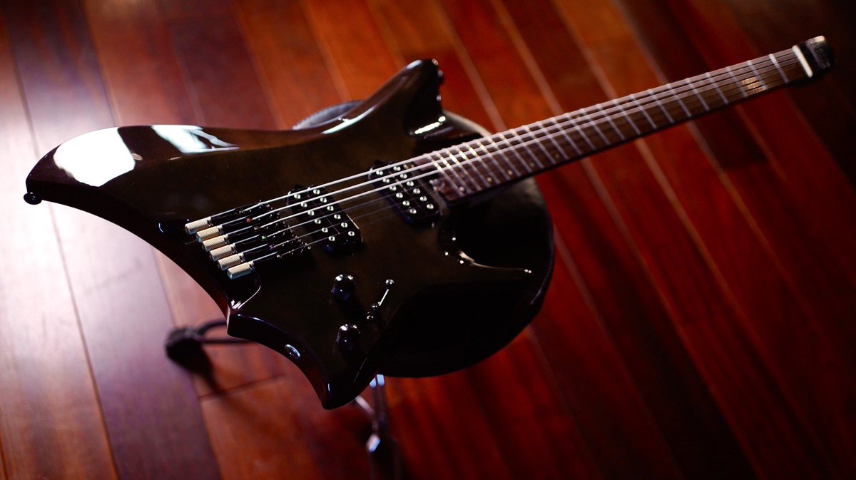 ファンドフレットがもたらす抜群の安定性。 FZH-400は、常に正確な