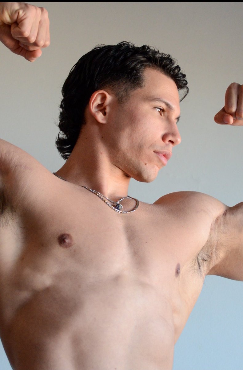 1 o 2 ?

Onlyfans.com/maurifitness