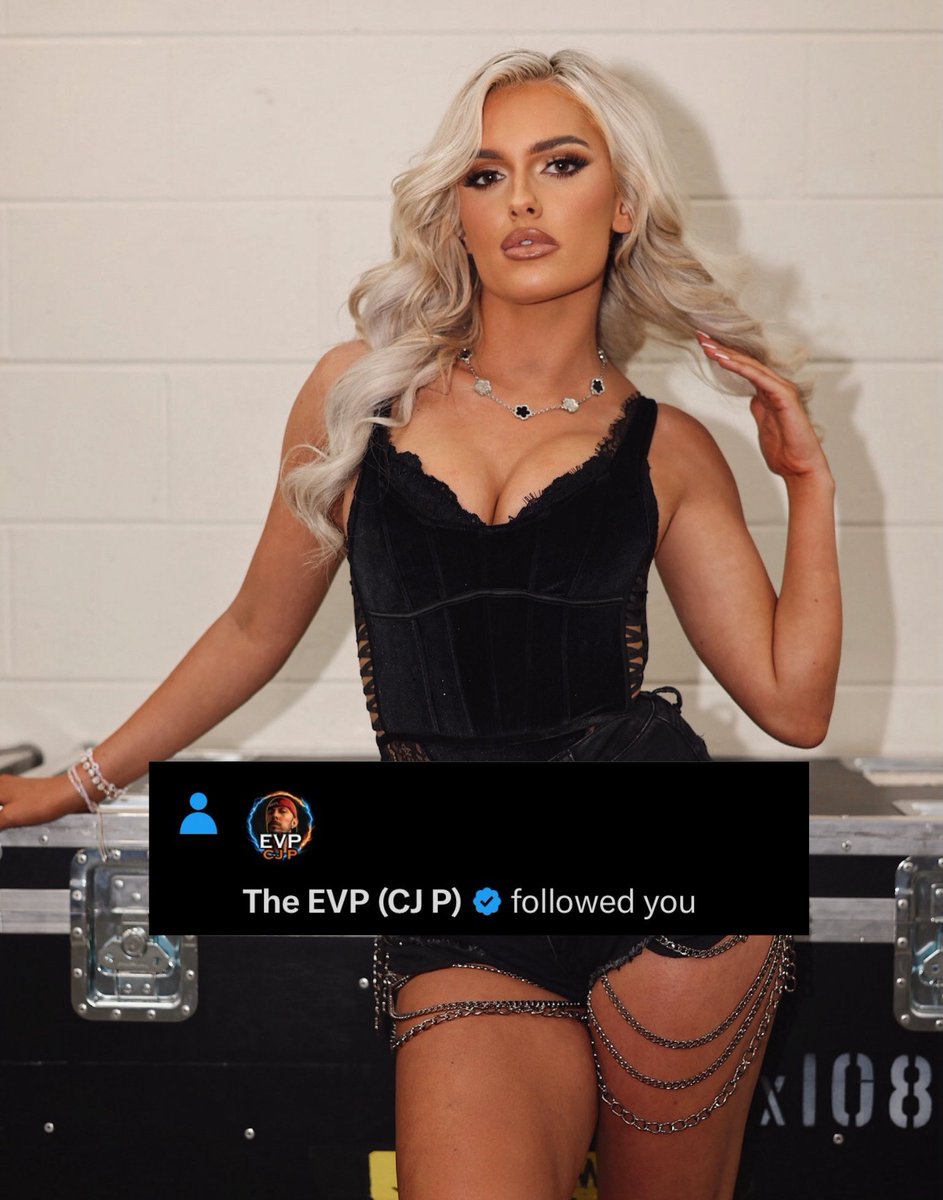 #WWENXT   
  Follow Train!!!

- Follow me &amp; RT
- Like this tweet
- Reply with a GIF of your favorite #WWERaw