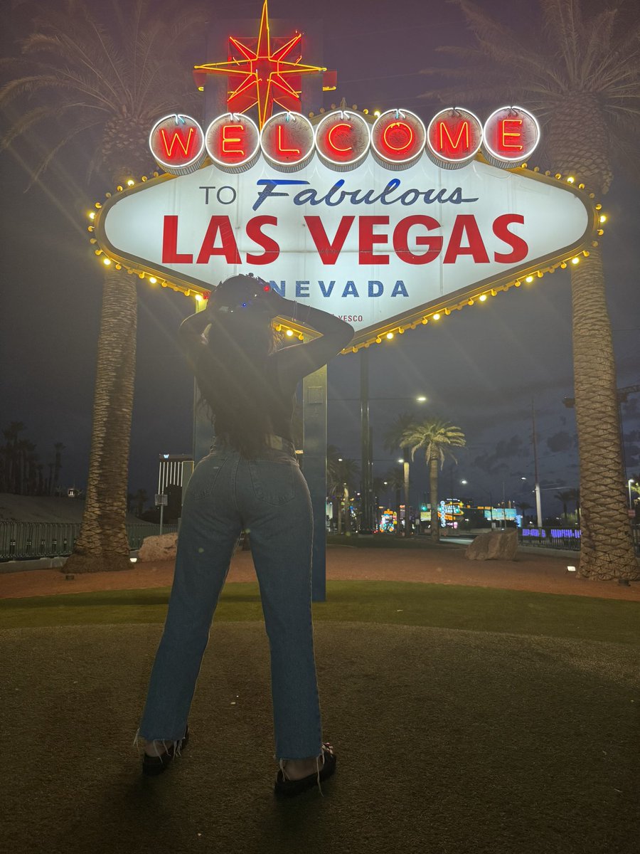 Vegas it’s been REAL!  I’m excited for you guys to see the content I filmed while in Vegas on my Justfor.fans!  My nxt stop is LA! I’ll be in LA TODAY THRU SATURDAY! Then back home to ATL! Subscribe to my content for all my latest post. Mistress takes ON WEST COAST