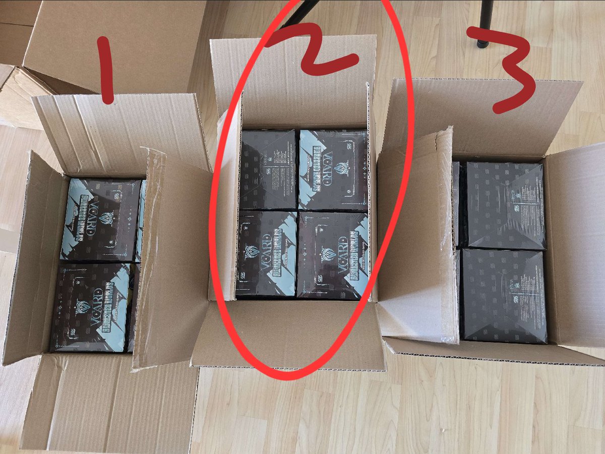 Dvs_NttVT's tweet image. My VCards finally came! Will open up a case tonight, friends said to do case #2 first #VCardTCG  If you are bored, stop by 💀 @VCardTCG