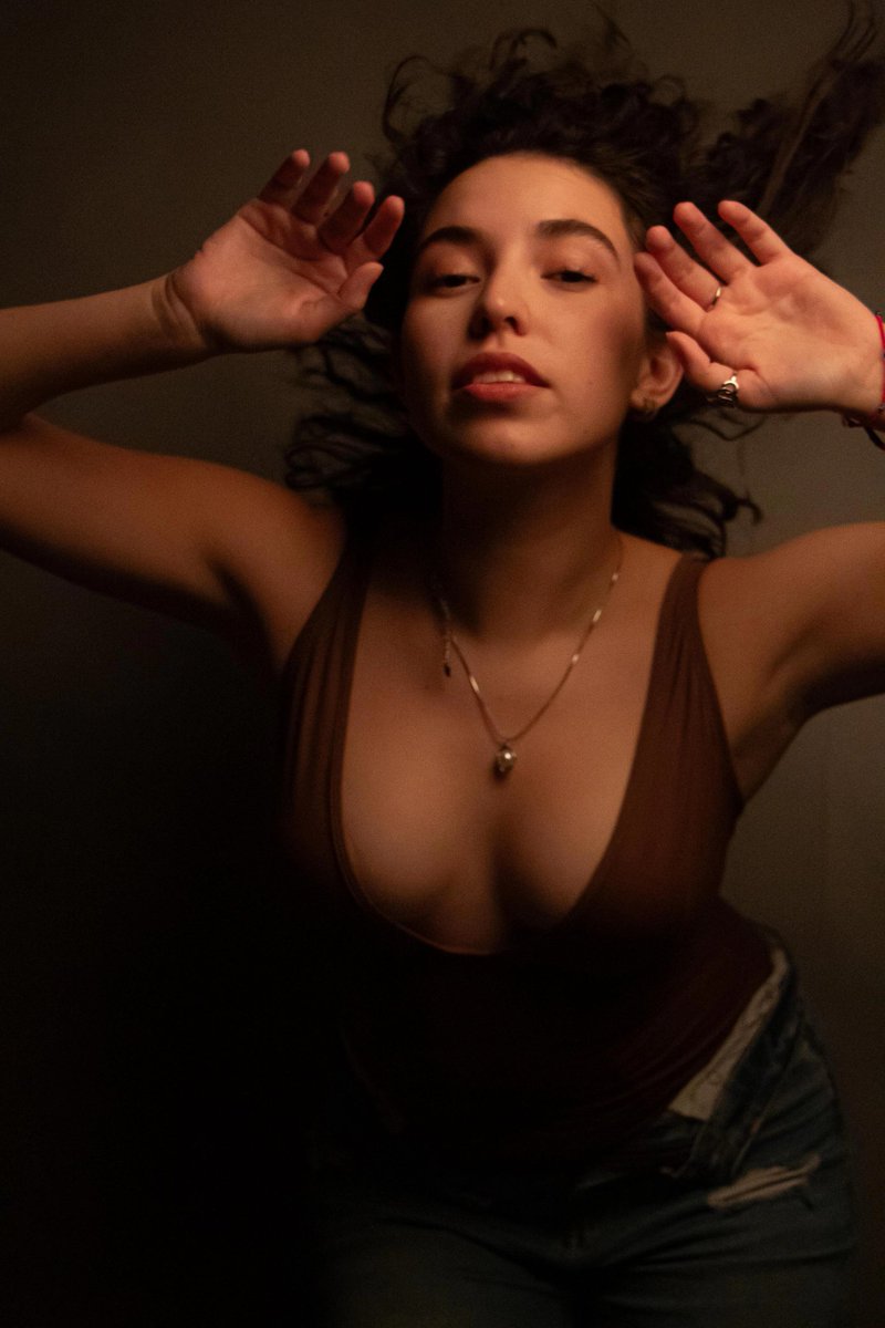 ivett169's tweet photo. "Defectuosa de fabrica, pero salió bella"
.
.
.
.
📷:Ade✨️ https://t.co/wkPUgB0f5X