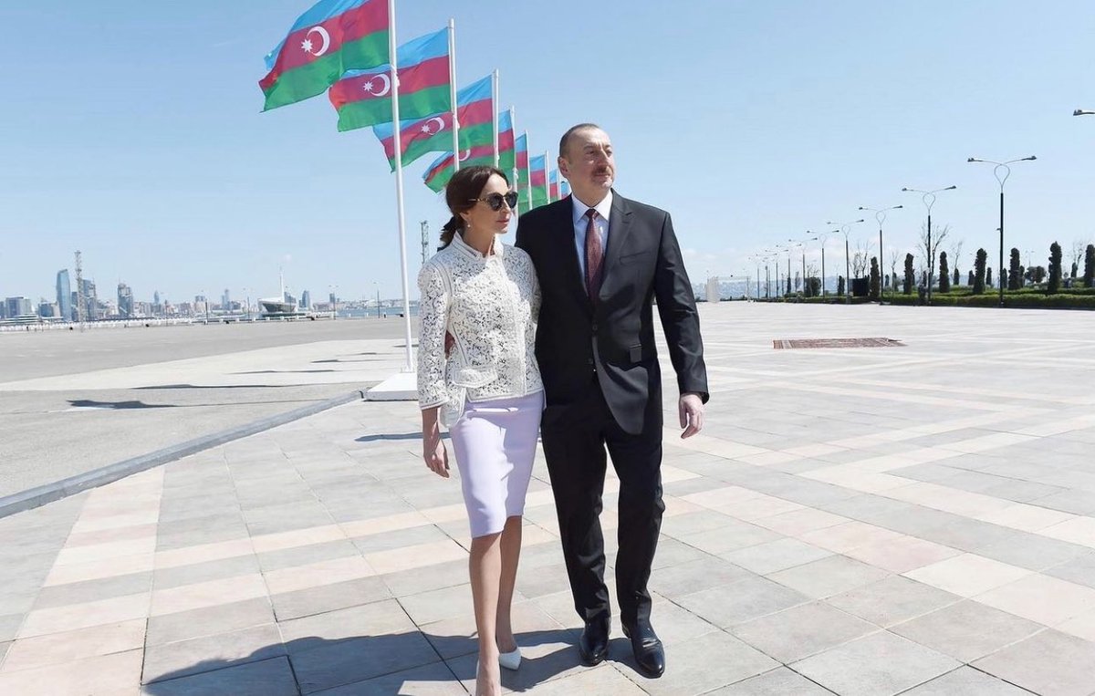 nazrin_huseynli's tweet photo. Heartfelt congratulations to H.E. Mrs. #MehribanAliyeva, @1VicePresident and First Lady of the Republic of #Azerbaijan, President of the #HeydarAliyevFoundation, and #ISESCO Goodwill Ambassador. I wish her good health and continued success in her noble mission. 🇦🇿💫✨ https://t.co/e9au63XYOH