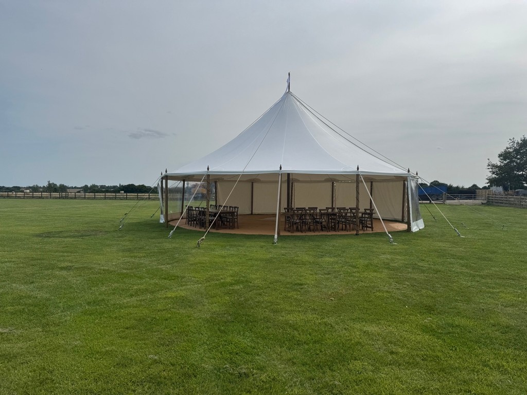 We hope you all had a fantastic bank holiday weekend!

With wedding season still in full swing, we'd like to reintroduce to you our sailcloth marquees - one of our many elegant options for temporary cover at weddings, parties and more!