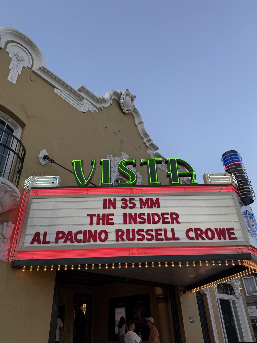 rob (@princer0bert) on Twitter photo 